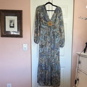 Jessica Simpson Blue and Cream Paisley Boho Long Sleeve Dress size L